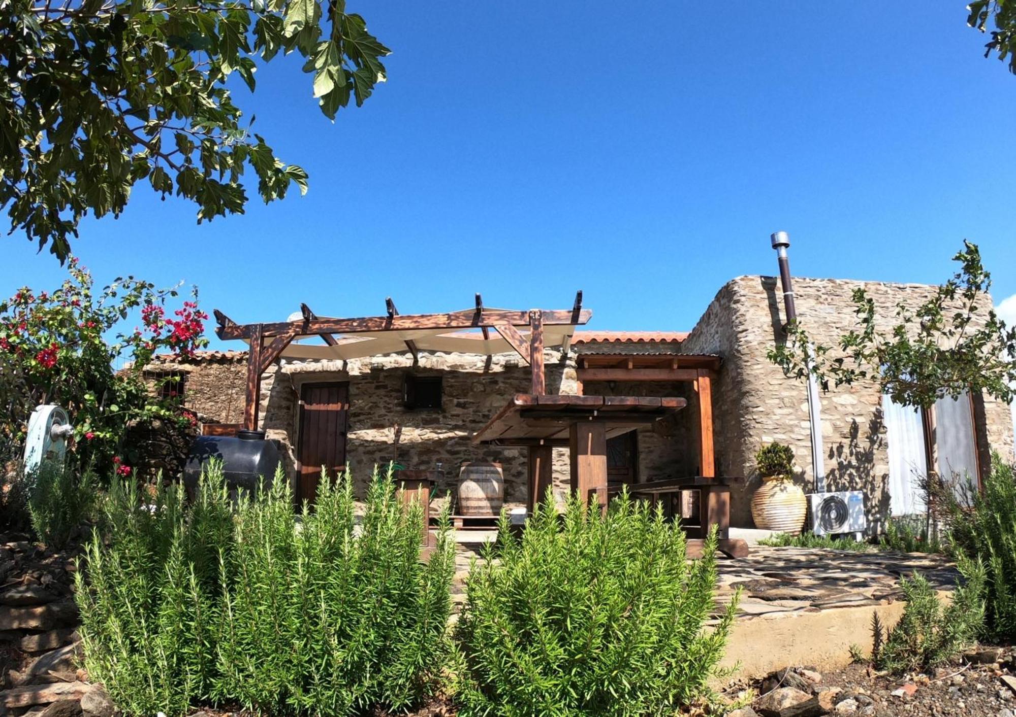 Hill'S Barbacane Potamos  Экстерьер фото